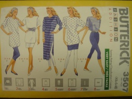 B3507 80's Dresses.jpg